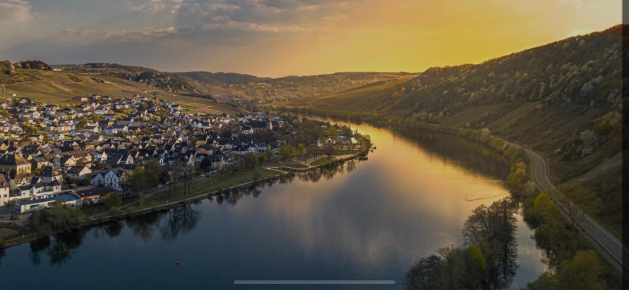 Ferienhaus Ausonius Neumagen-Dhron Exteriör bild